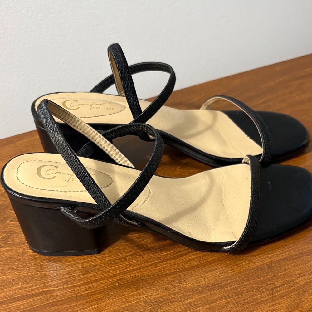 90s Comfort Plus by Predictions Black Heeled Sandals
